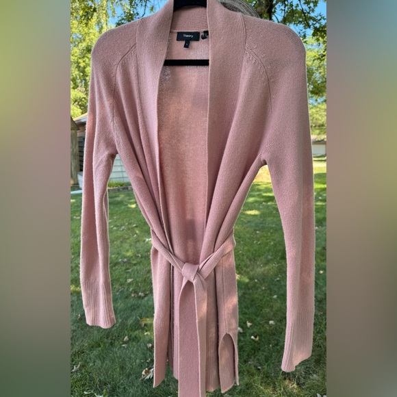 Theory 100% Cashmere Malinka Belted Wrap Cardigan in A Dark Mauve Color Sz S - Picture 4 of 13
